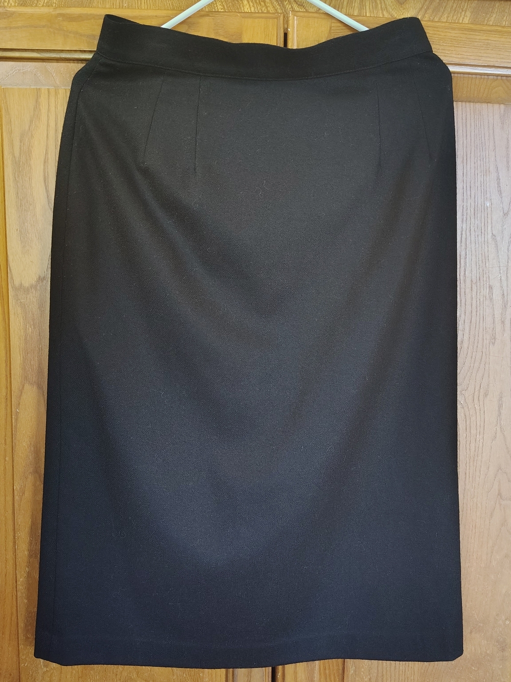 Vintage Sag Harbor Pure Wool Black Pencil Skirt Size 12 Lined Gold Button